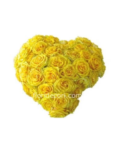 Cuore di rose colore giallo