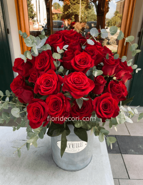 Rose rosse da comporre in mazzo per numero di steli
